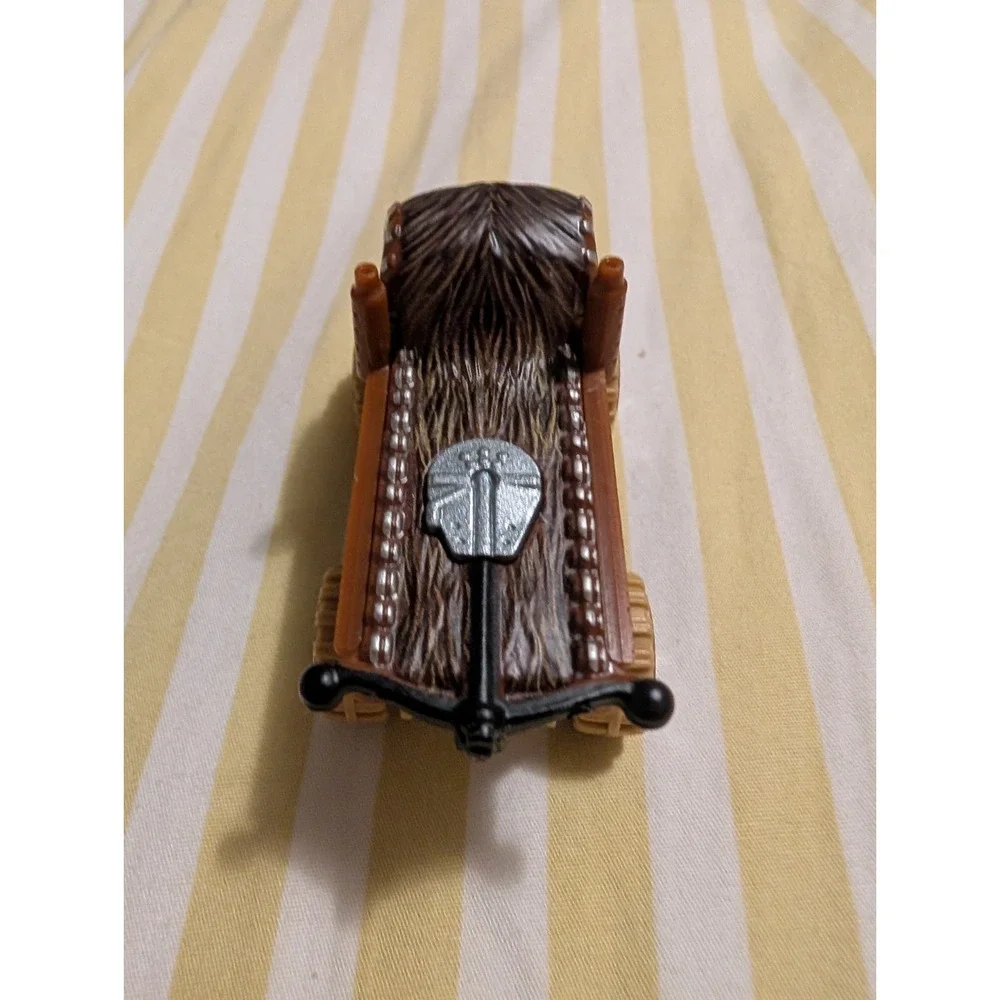 Star Wars Hot Wheels Chewbacca Character Car Diecast Toy Truck CGW39 Loose